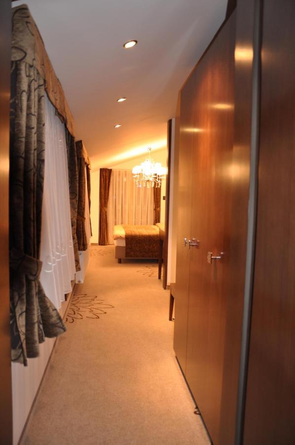 Guesthouse Dolinsek Sevnica エクステリア 写真